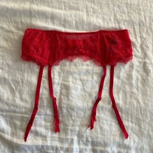 Victoria’s Secret Garter Belt